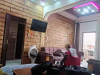 للبيع شقة جاهزة مع الفرش والطاقة الشمسية  وطاقة المياه المشروع السابغ