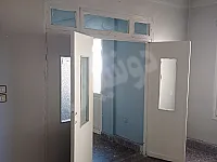 للاجار منزل بالعفيف شارع بين المدارس طابق تاني 