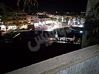 للبيع شقة بحي المزهة .3 غرف وصالونين .اكساء جيد