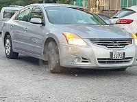 متوفر للايجار (يومي . اسبوعي. شهري )