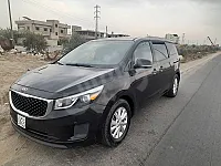 كيا سيدونا 2017 مستعملة بحالة ممتازة بسعر 13,500 دولار