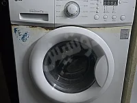 ماكينة غسيل وتنشيف مستعملة بحالة جيدة في اللاذقية