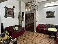 منزل عل طريق الحرش شارع رئيسي  مخدم