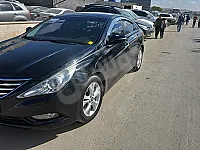 للبيع سيارة سوناتا خارقة النضافة 