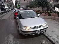 للبيع كولف 4 بنزين مع مجموعه صوت بيونير كامله 