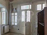 شقة للبيع في الحجاز 5 غرف طابق بلاطة كاملة ،طابو نظامي