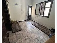 للبيع بيت املاك دولة بشيخ براهيم فوق صيدلية عجاج 