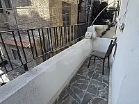 للبيع شقه في دمر الحارا الجديدة بعد جامع خالد بن الوليد