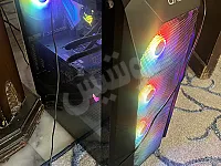 كمبيوتر مكتبي احترافي للألعاب والتصميم 