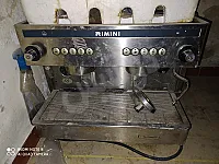 ماكينة قهوة نسبريسو مستعملة في ببيلا بسعر 600 دولار