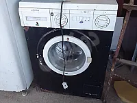 ماكينة غسيل وتنشيف مستعملة 5.5 كغ في السويداء