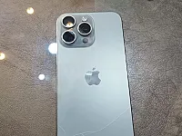 للبيع آيفون 15 برو ماكس بطاريه 86 كسر بالضهريه 