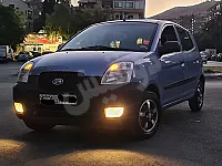 للبيع كيا مورنييغ 2006 اوتوماتيك نضيفة