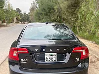 فولفو إس 60 2011 مستعملة بحالة ممتازة في حمص