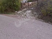 للبيع ارض زراعية في ريف اللاذقية قسمين 