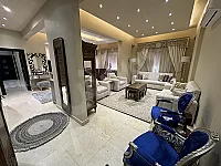 شقة 3 غرف للبيع على اتستراد المزة، دمشق - طابق 2، 220 م²