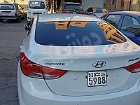هيونداي إلنترا 2012 بيضاء للبيع في دمشق بسعر 10,000 دولار