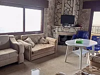 للبيع شقة سكنية جاهزة مع الفرش كامل في صلنفة 