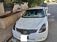للبيع سيارة نيسان التيما ٢٠١١ محرك ٤ سلندر ٢٥٠٠سسي 