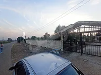 ارض زراعية مسورة طريق الصويري الرئيسي اتجاه شرقي وقع مميز 