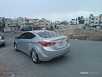 هيونداي إلنترا 2012 مستعملة للبيع في وادي الذهب - حمص