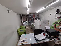 للبيع محل تجاري ٢٢ م بشارع القيصرية قرب شارع هنانو طابو اخضر نظامي