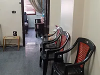 مكتب أول طابق واجهة على شارع صلاح الدين غرفتين وبوفيه حماه 