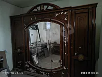 غرفة نوم كاملة والثانية خزاتة فقط يلزم صيانة بسعر2. 5مليون٣