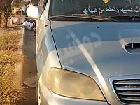 للبيع كيا كرنفال 2003