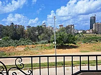 شقة سكنية للبيع/اكساء جيد جداً/طرطوس-حي الانشاءات الضاحية