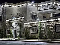 للبيع فيلا طريق المطار الجسر الرابع الشارع العام  كاملة المواصفات